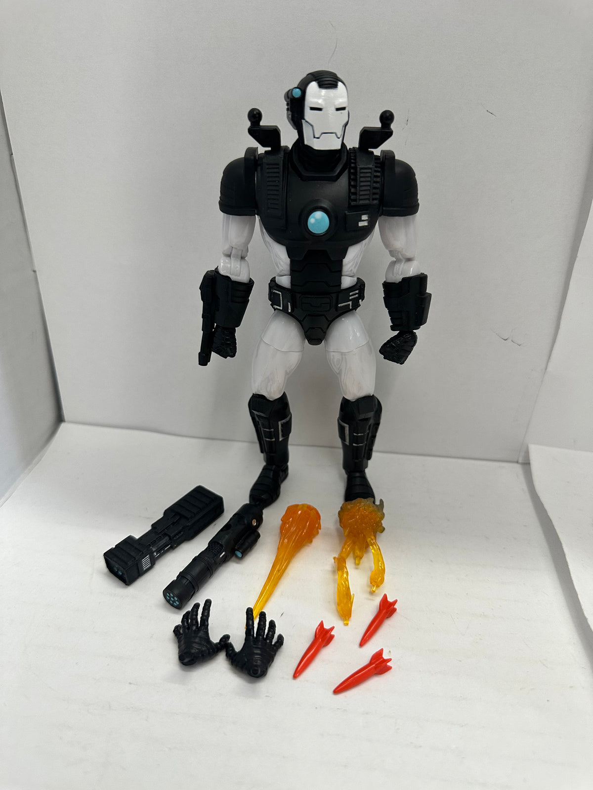 Marvel Legends 6" Vintage Retro Classic Iron Man War Machine Loose Complete