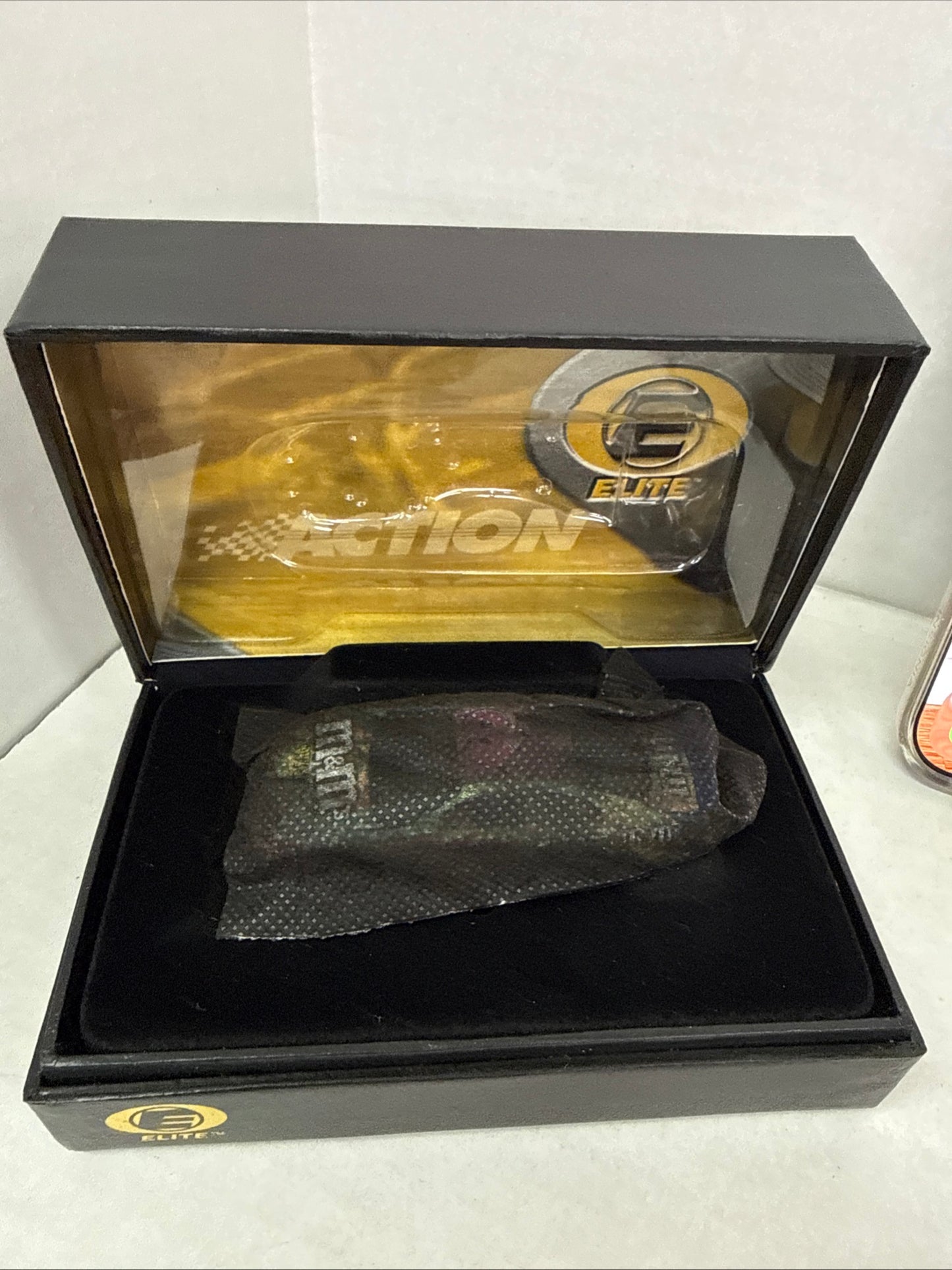 Elliot Sadler #38 M&ms 2003 Taurus Elite