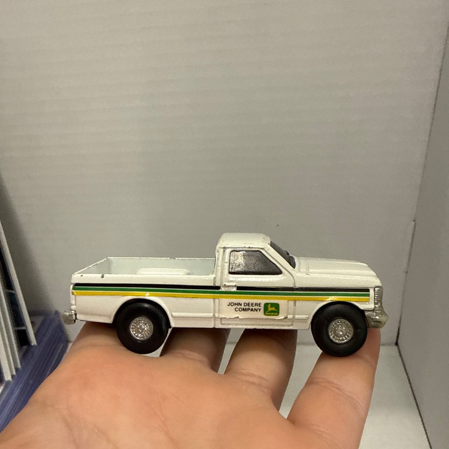 Ertl John Deere Dealer Pickup Truck