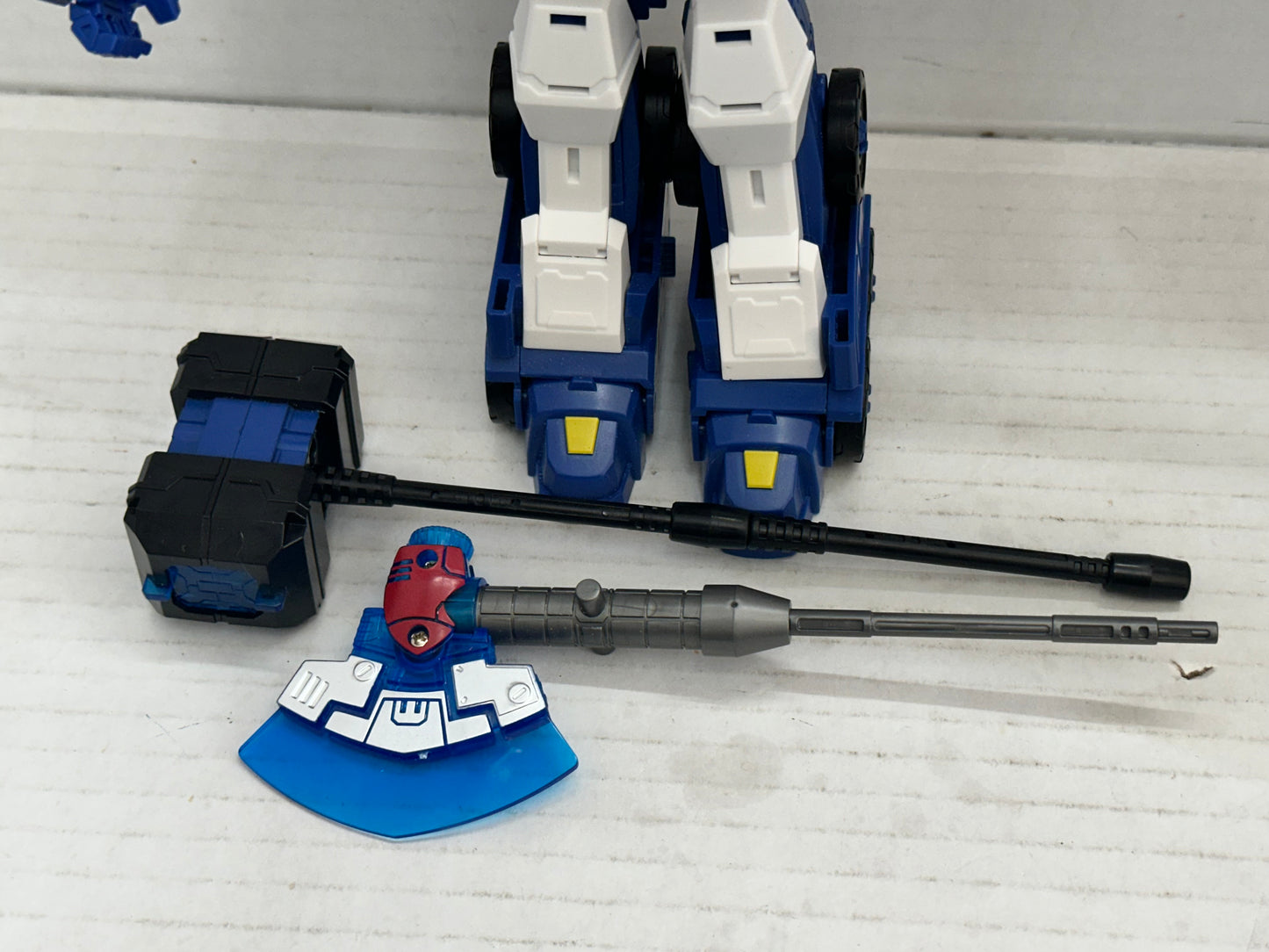 Baiwei Maintenance Team Leader Animated Optimus Prime Transformers Complete