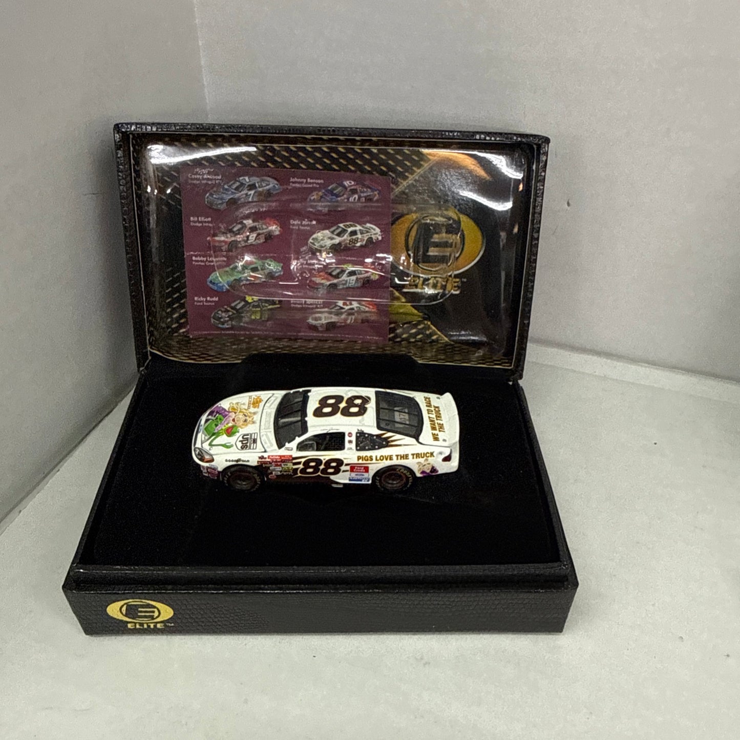 Dale Jarrett #88 2002 Action Elite Ups / Muppets 25th Ann  1/64