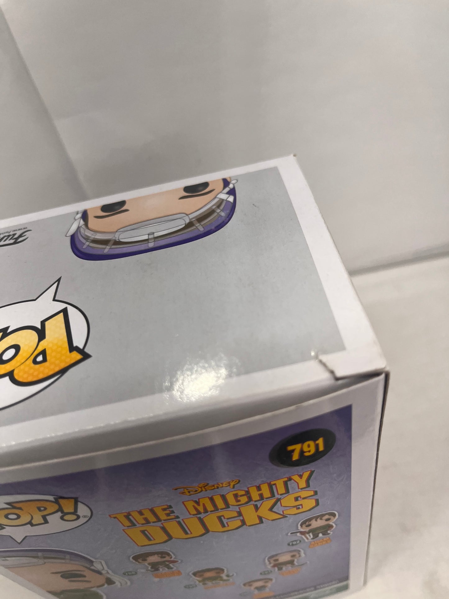 Funko POP! Disney Mighty Ducks Fulton Reed #791 Vinyl Figure