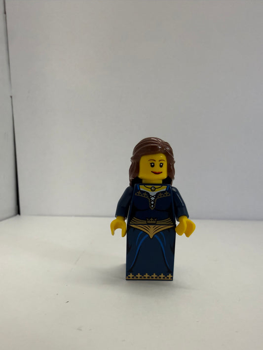 LEGO Fantasy Era Crown Princess Maiden minifigure Castle 7093 cas333 NEW