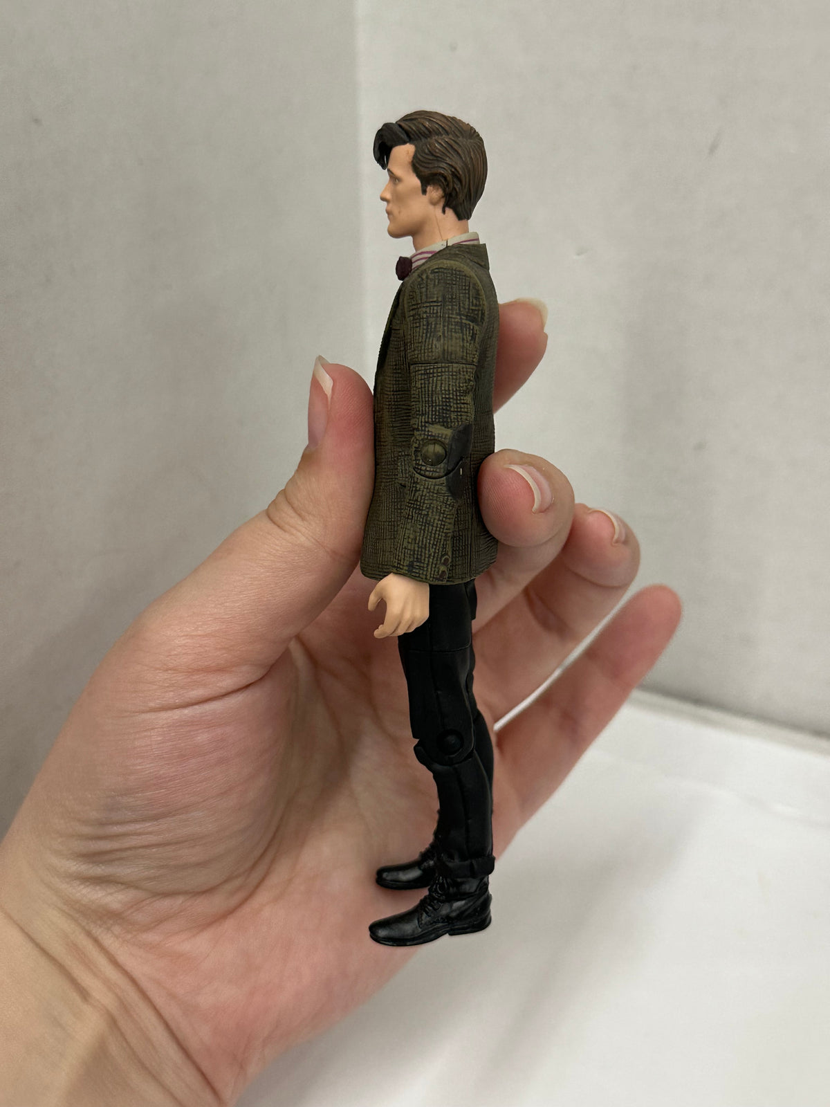 Doctor Who Eleventh Doctor 5.5” Figure Matt Smith White Shirt Sonic Screwdriver