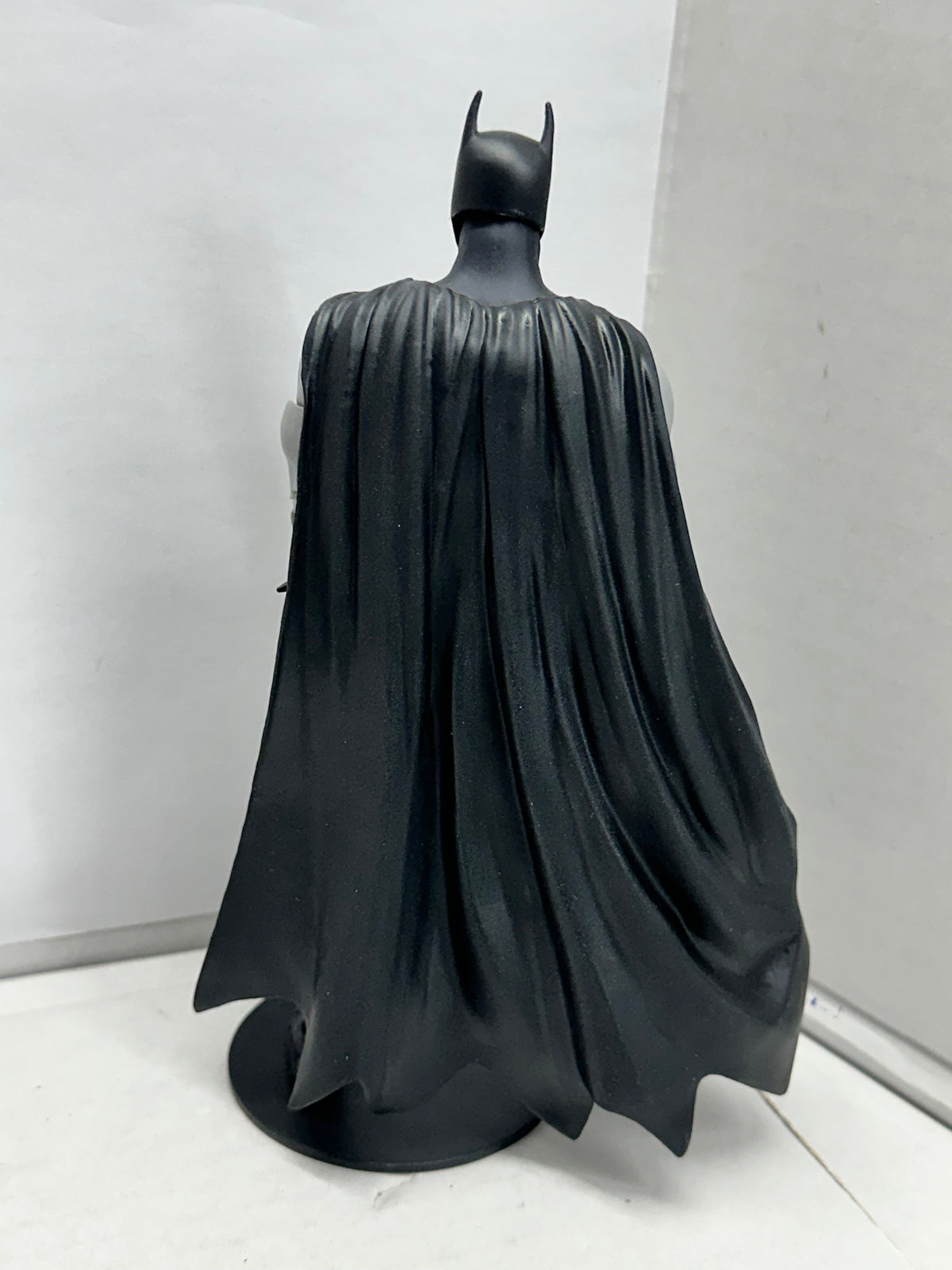 McFarlane DC Multiverse Batman Knightfall Black Suit Variant Action Figure