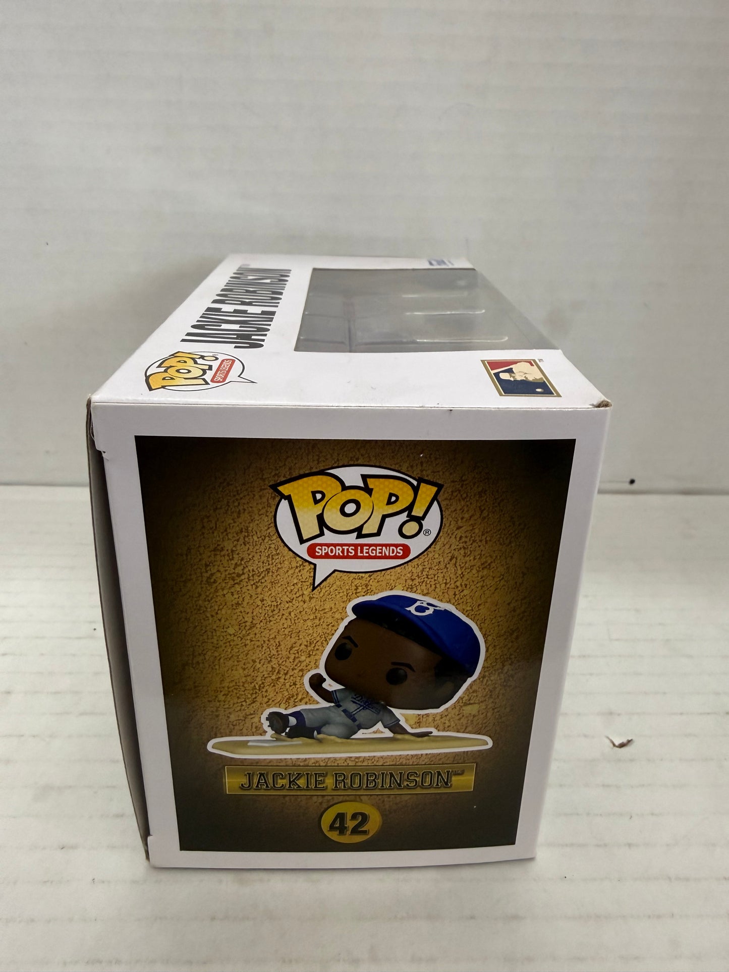 Funko Pop! Sports Legends #42 Jackie Robinson Brooklyn Dodgers Sliding - Walmart