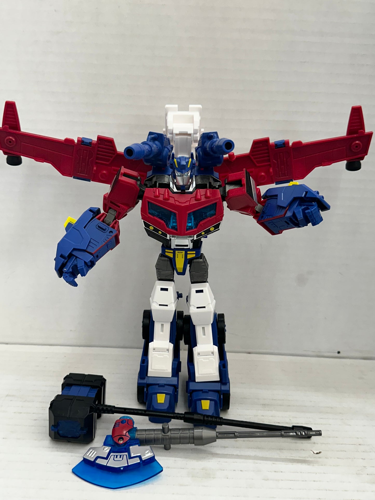 Baiwei Maintenance Team Leader Animated Optimus Prime Transformers Complete
