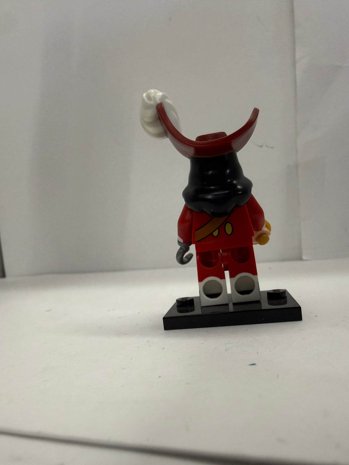 Lego Captain Hook Minifigure Disney Series 1 Collectible 71012 Rare HTF Dis016