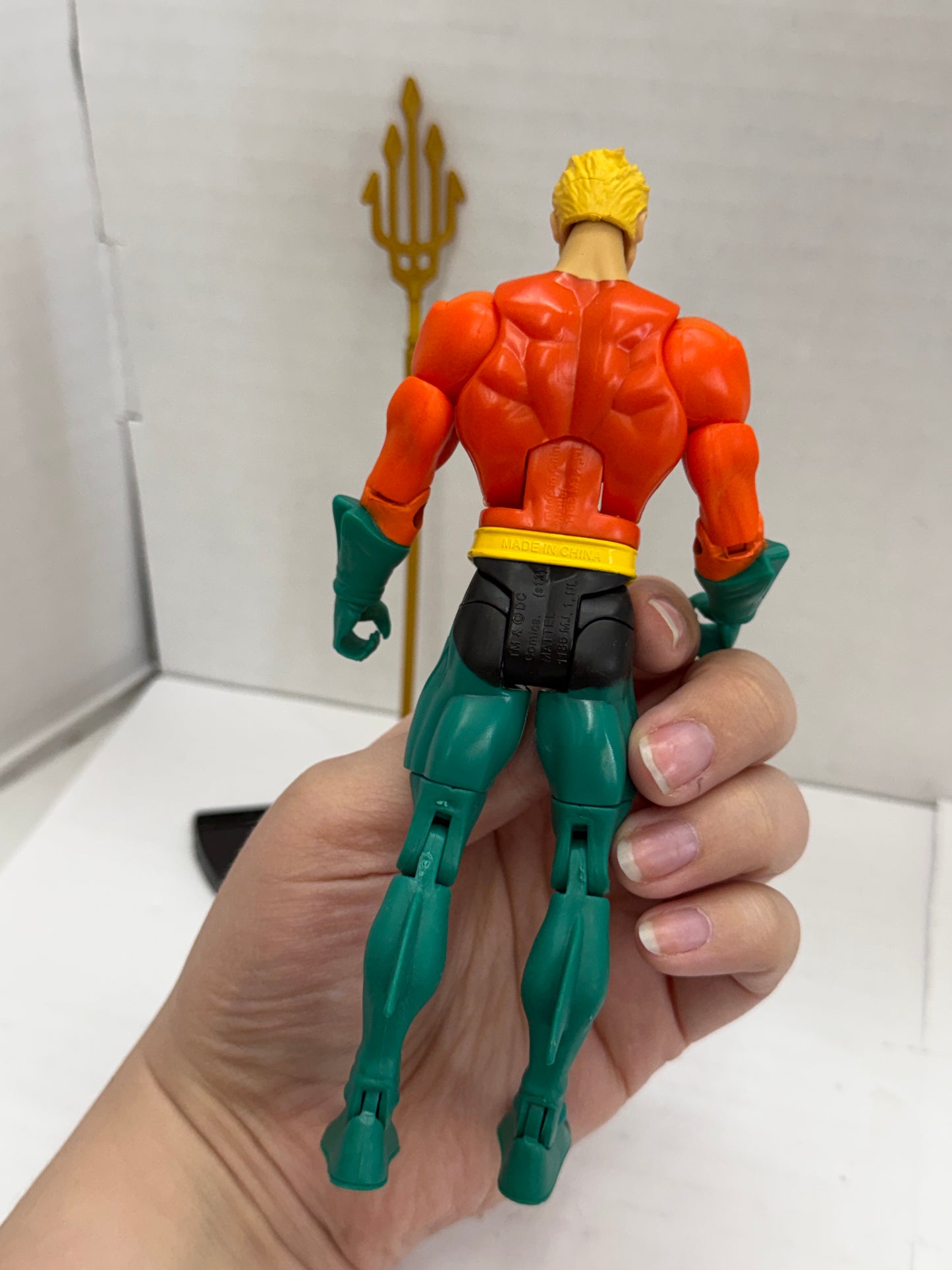 DC Comics Multiverse SUPER FRIENDS AQUAMAN 6" Action Figure Loose Complete