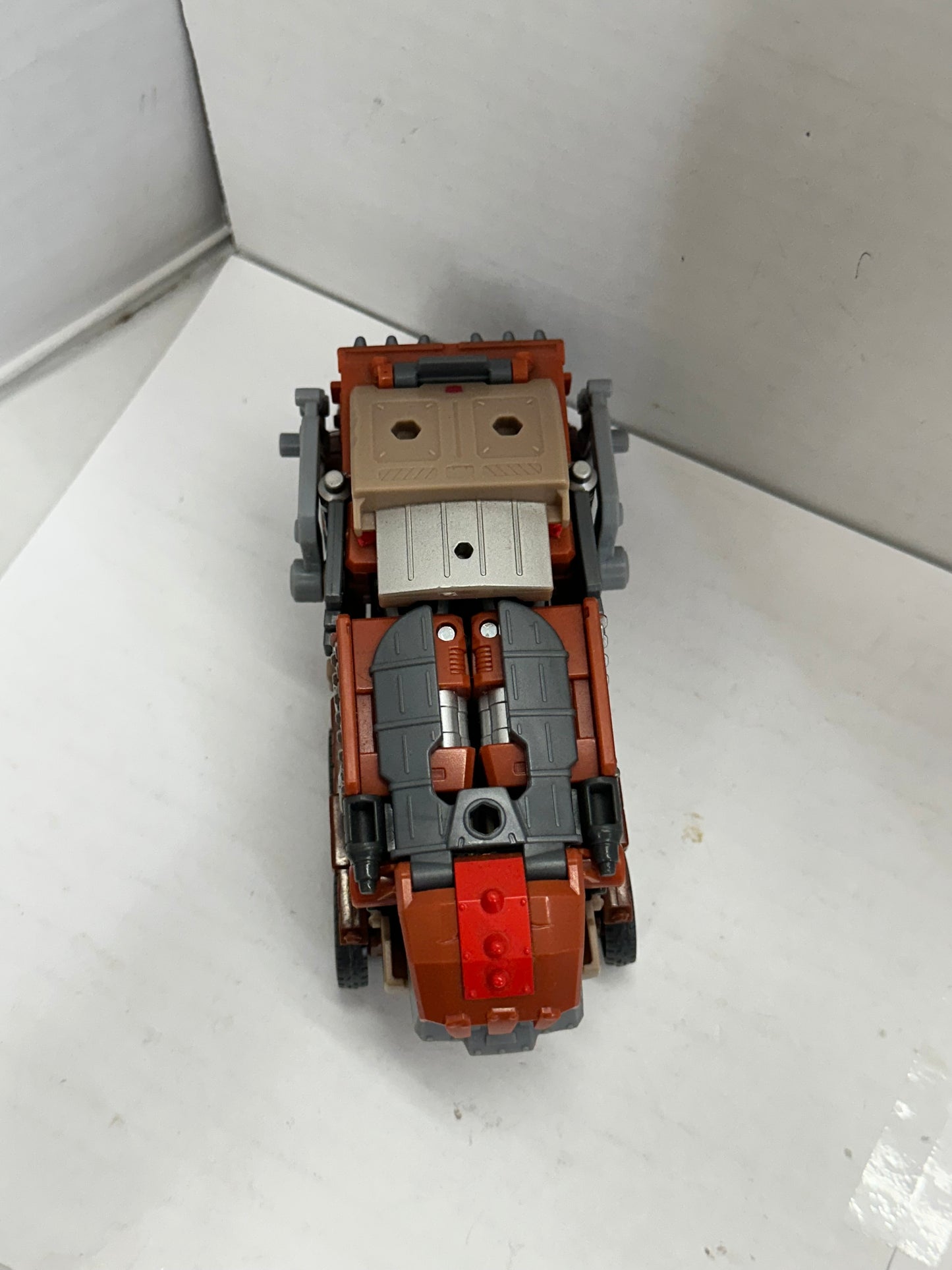 Transformers Legacy TRASHMASTER complete Voyager Evolution Generations