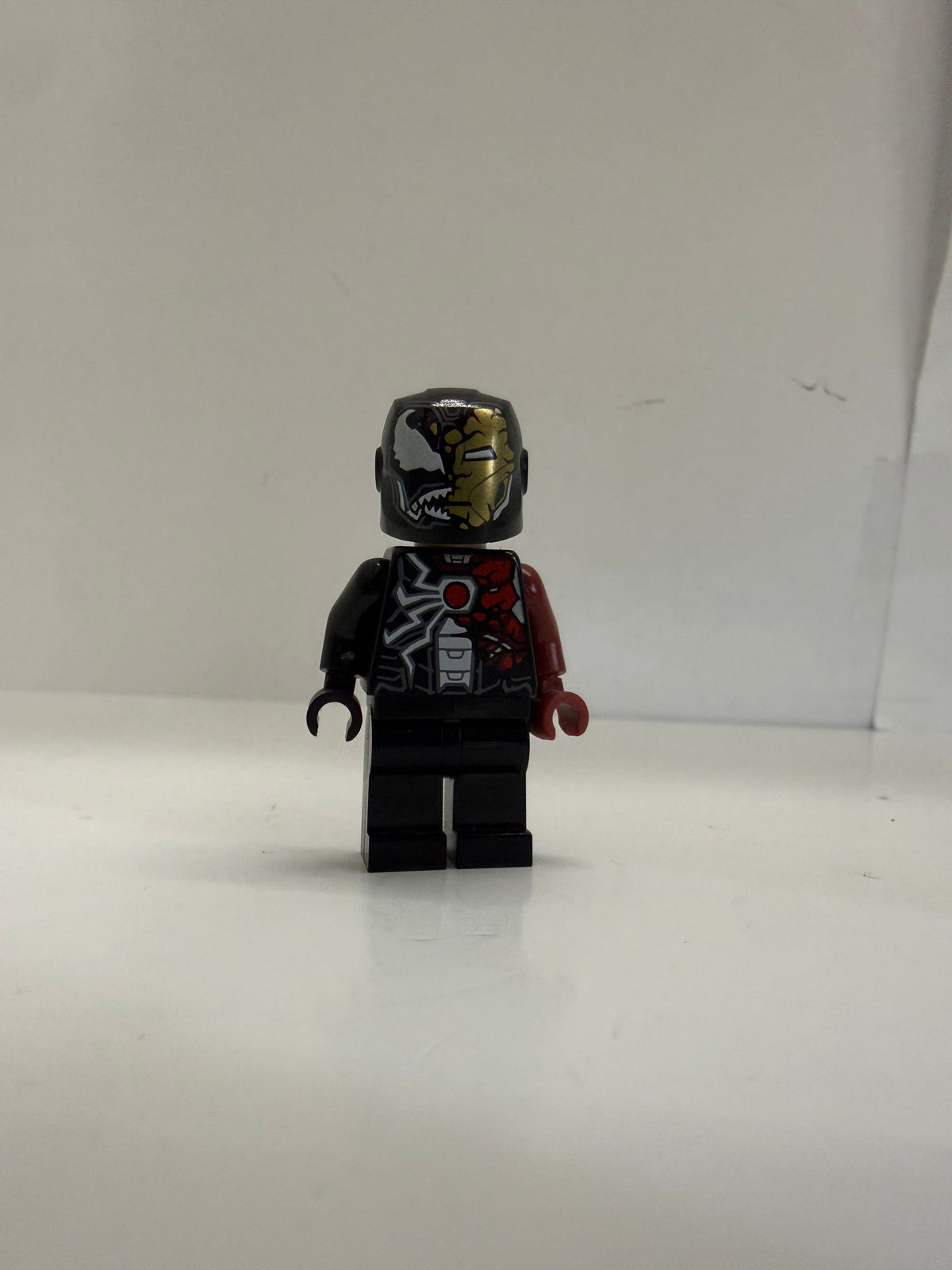 LEGO Iron Venom Minifigure Headgear Partially Transformed 40454 sh0697 spiderman