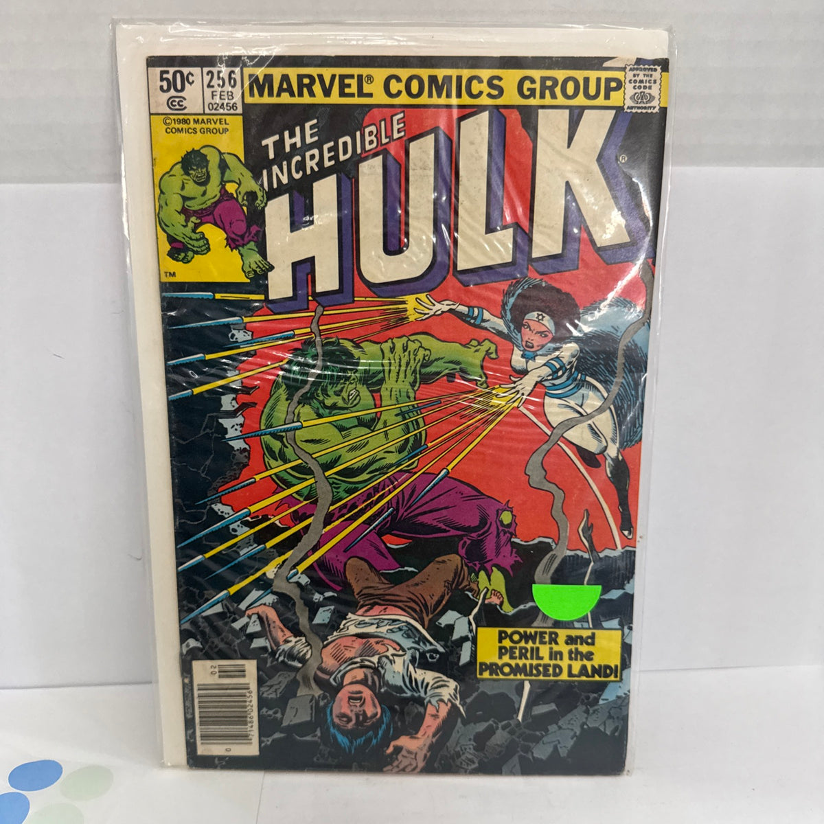 Incredible Hulk #256 Newsstand 🔑 1st full appearance of Sabra,Marvel (1980)