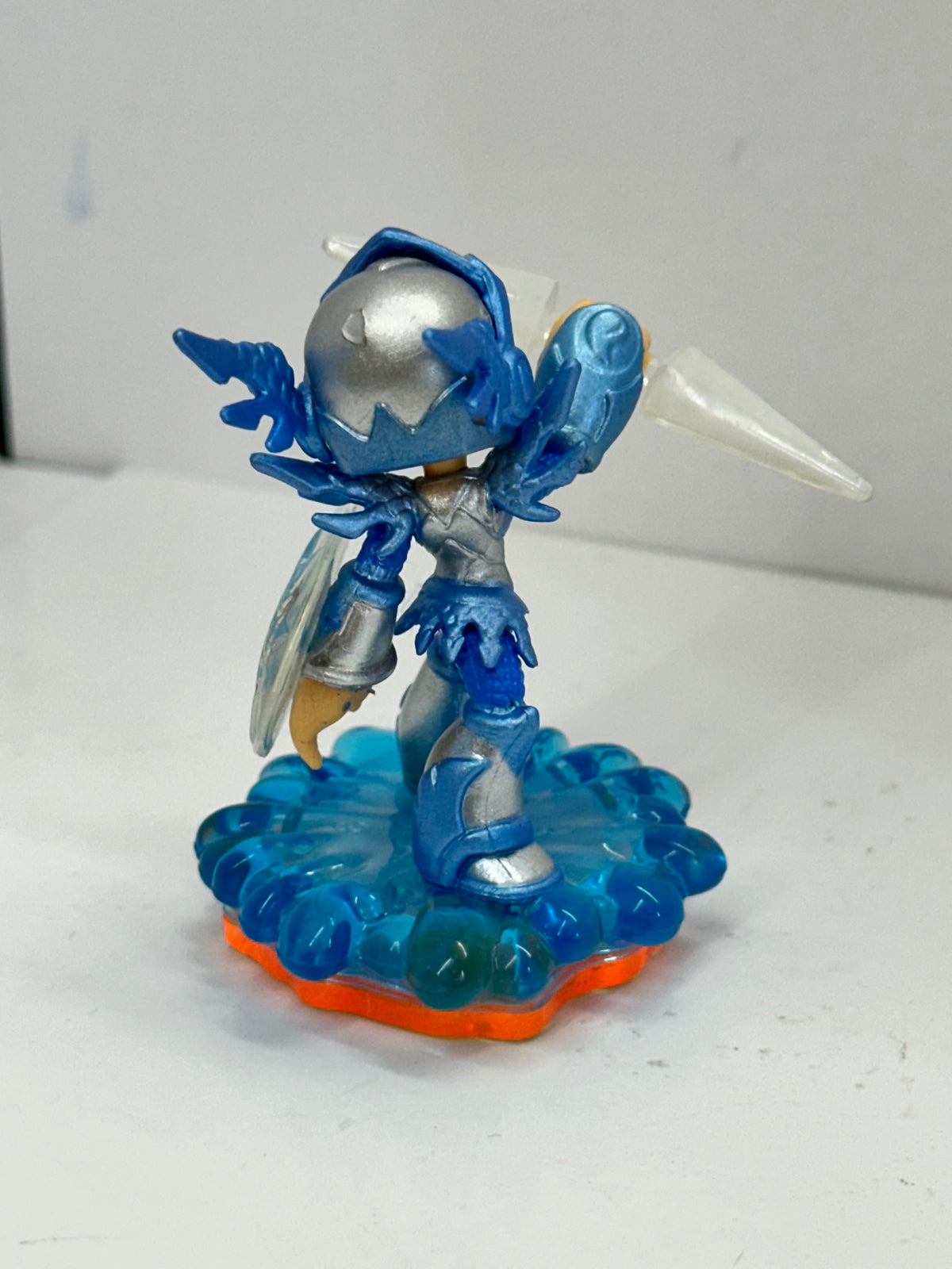 Skylanders Giants Lightcore Chill Loose Figure