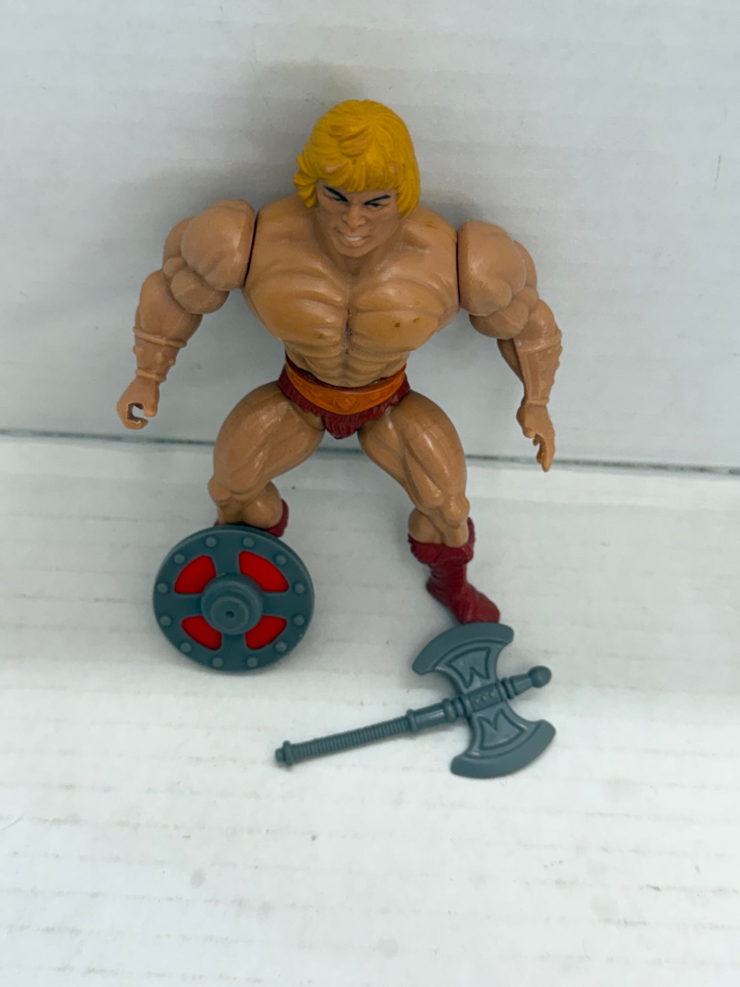 VTG Masters Of The Universe He-Man Figure Mattel 1981 Soft Head  weapon  shield