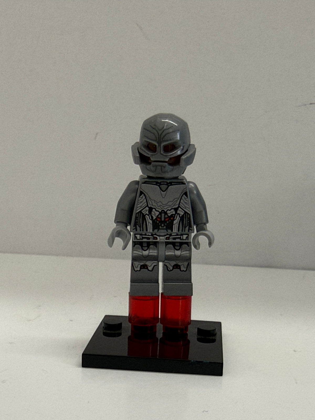 Marvel Ultimate Ultron  Lego Minifigure Avengers Age of Ultron 76032