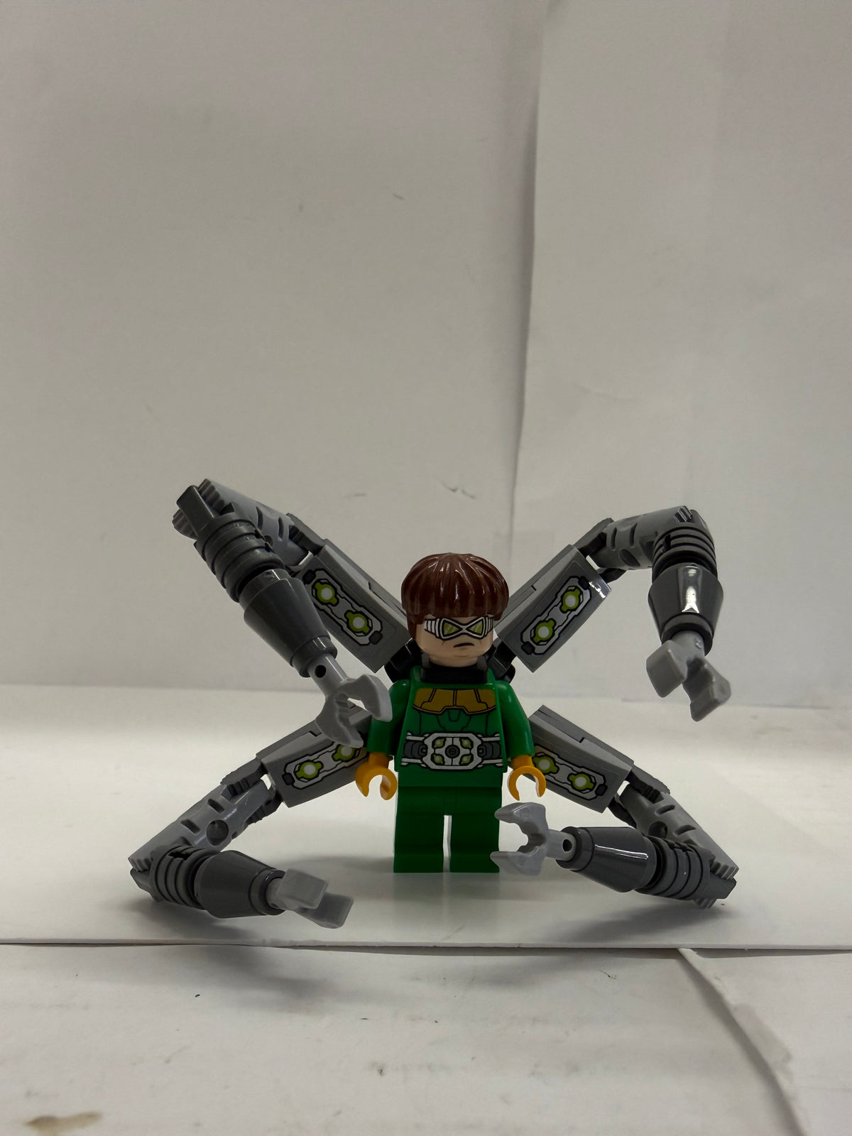 Marvel Ultimate Ultron  Lego Minifigure Avengers Age of Ultron 76032