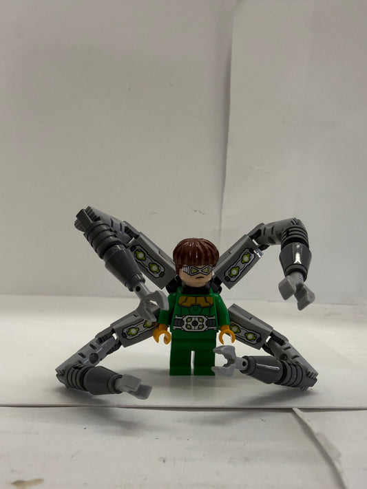 Marvel Ultimate Ultron  Lego Minifigure Avengers Age of Ultron 76032