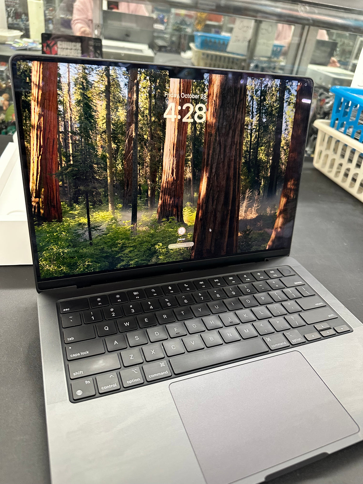 Apple MacBook Pro 2024 14 Inch M4 Pro 14-Core 1TB 24GB RAM 20C GPU A3401