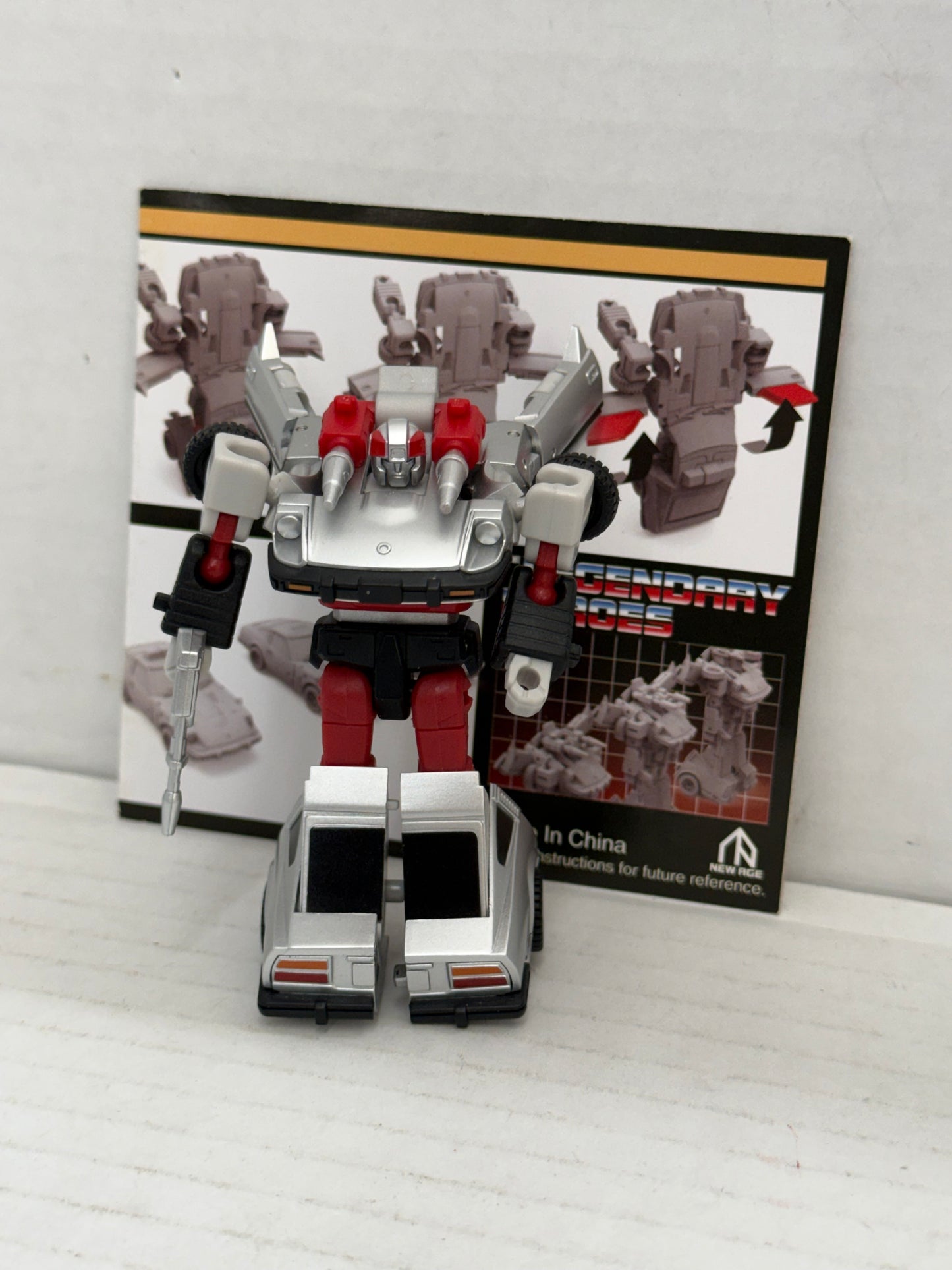 New In Stock Silverstreak Autobot NEWAGE H4G Action Figure Deformabl Robot Toys