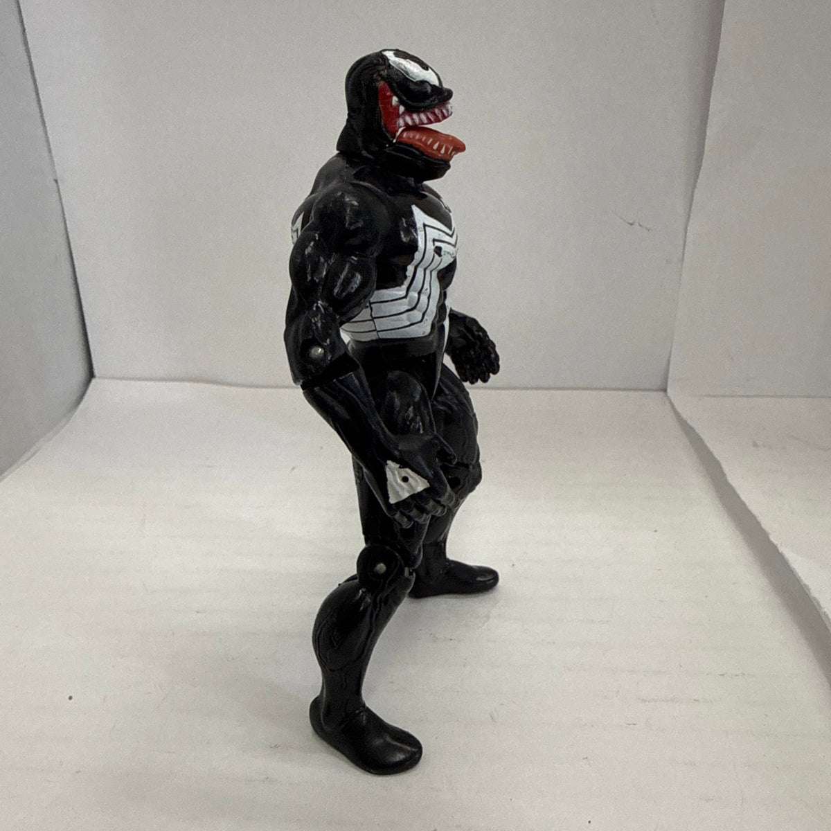 Spider-Man The Animated Series Venom Action Figure ToyBiz 1994 10” MARVEL
