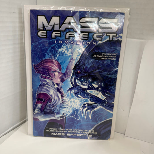 Mass Effect Invasion Trade Paperback TPB 3 Mac Walters from BioWare video game
