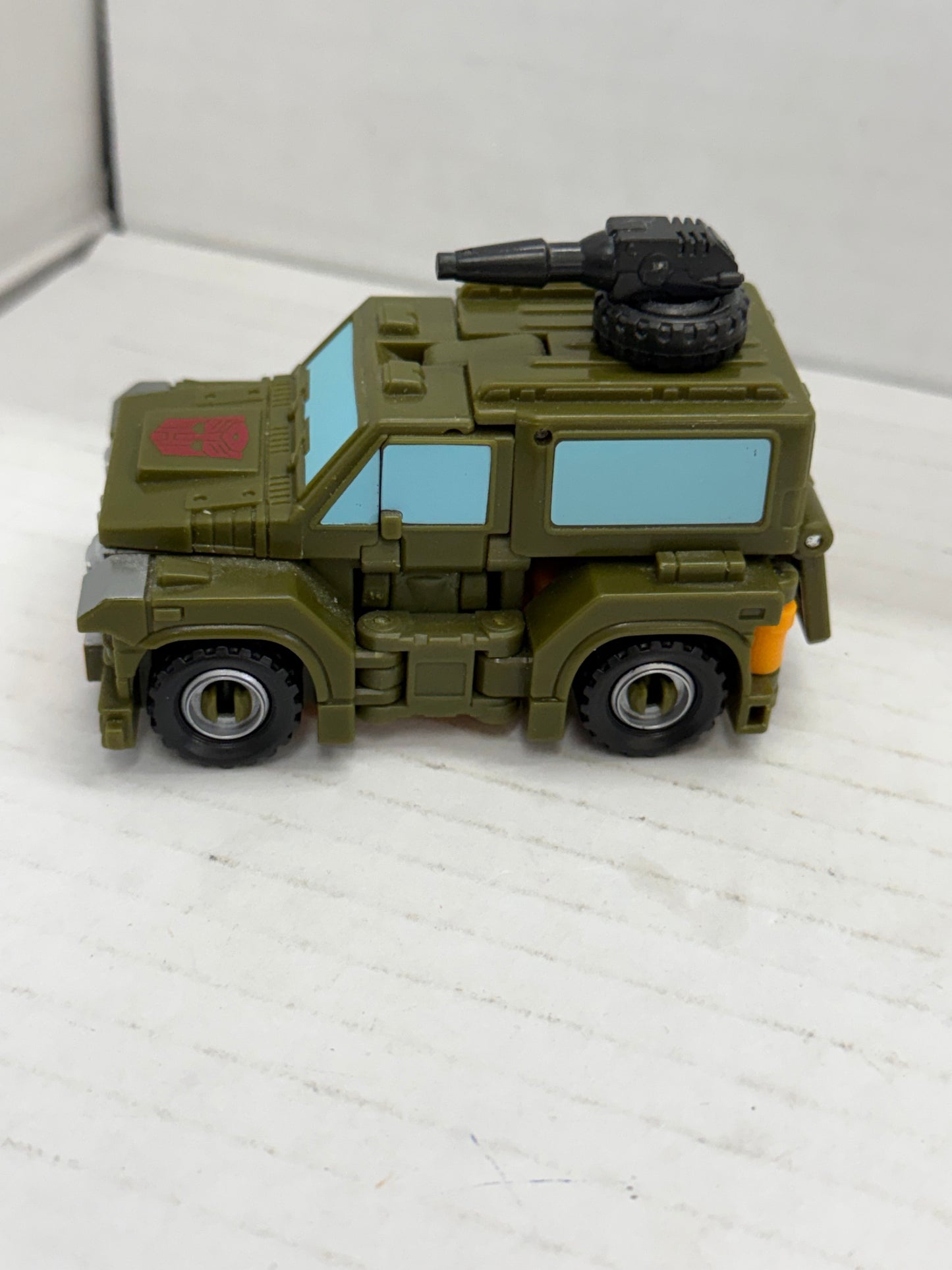 Brawn 100% Complete Deluxe Studio Series Transformers