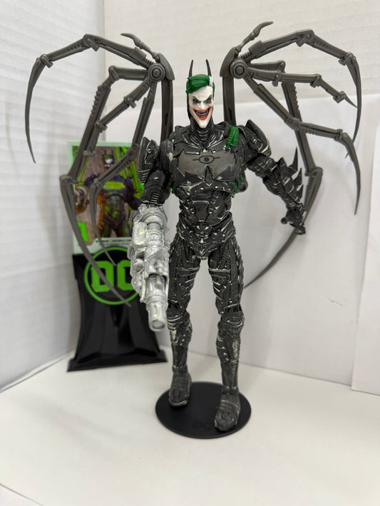 DC Multiverse Batman: Futures End Glow in The Dark Edition 7in Batman Joker Gold