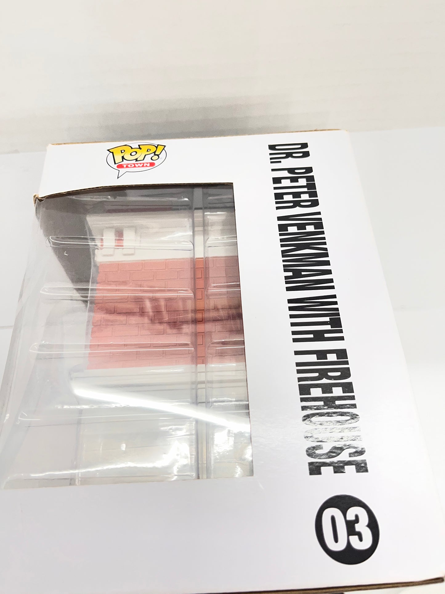 Funko Pop! Town: Ghostbusters - Dr. Peter Venkman with Firehouse #03