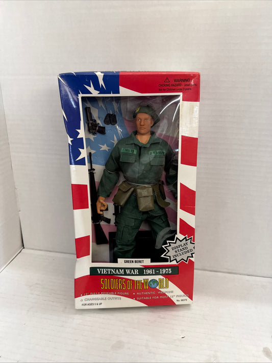 Green Beret Soldiers of the World Vietnam War 1961-1975 Figure