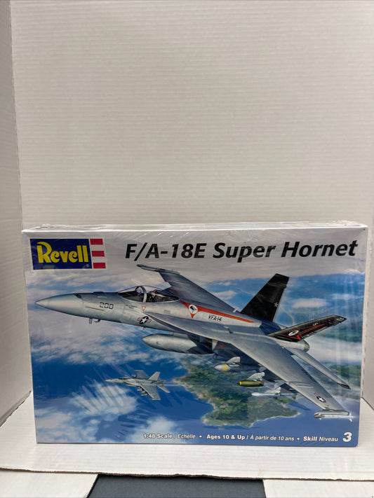Revell F/A-18E Super Hornet 1:48 Scale Kit
