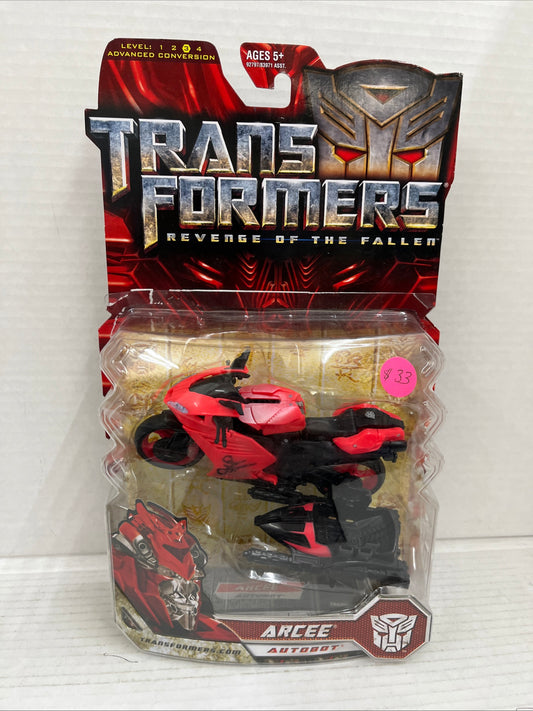 Transformers Revenge of the Fallen Deluxe Class Arcee Action Figure NEW Bubble