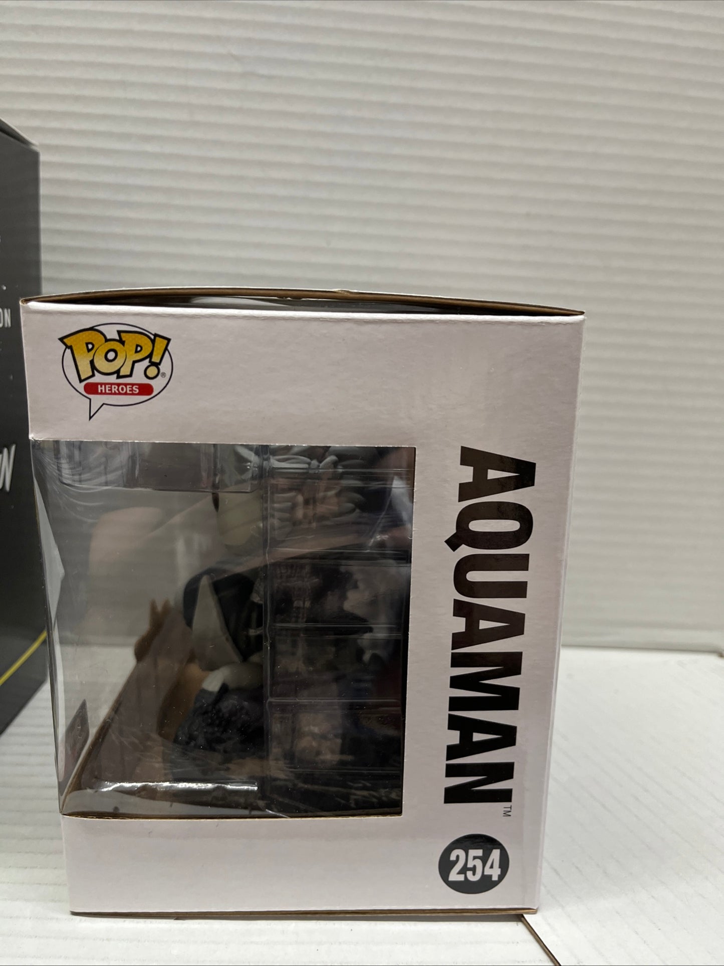 Funko POP! Tees AQUAMAN (Black T) Jim Lee Collection