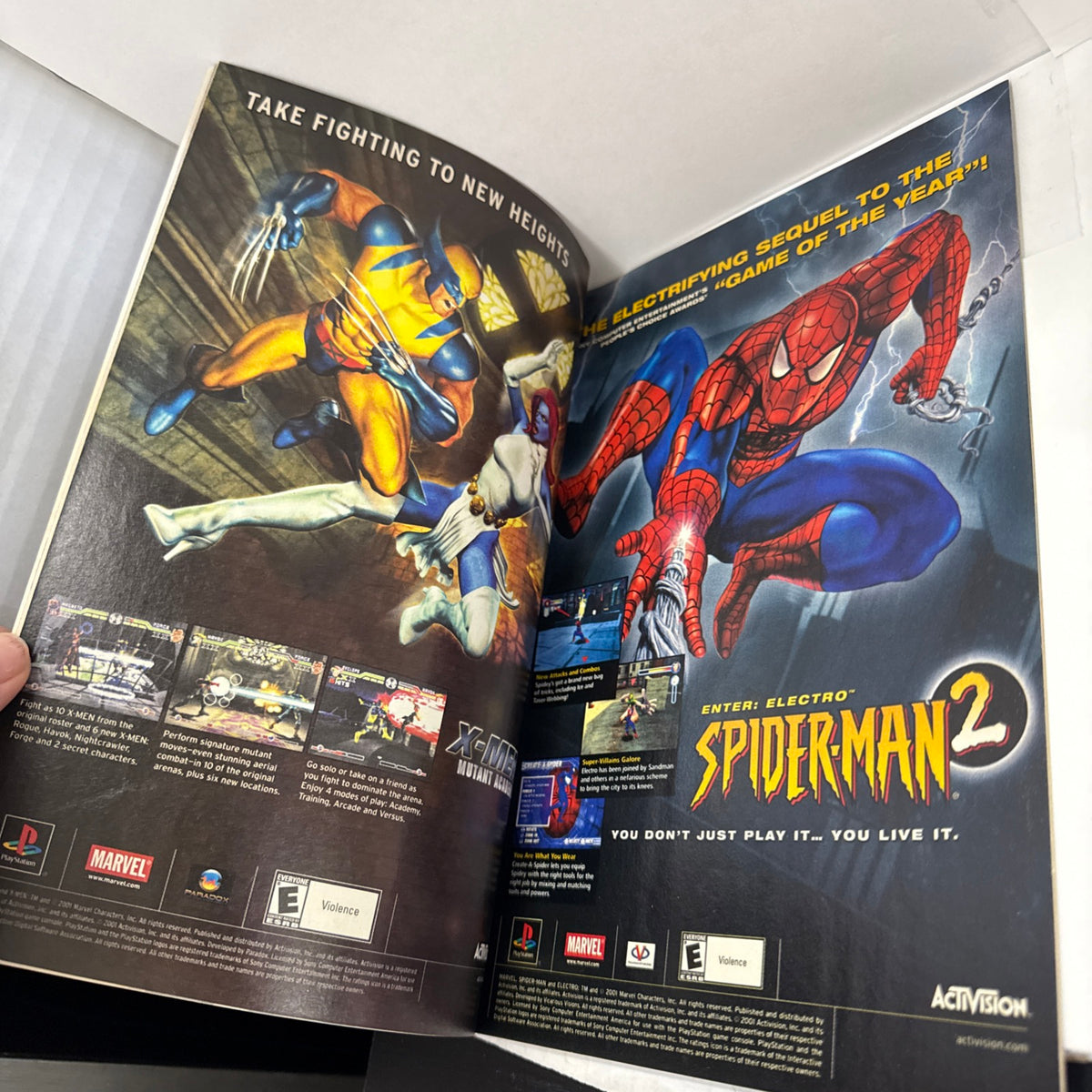 AMAZING SPIDER-MAN #36  9/11 World Trade Center Story (cover Damage)