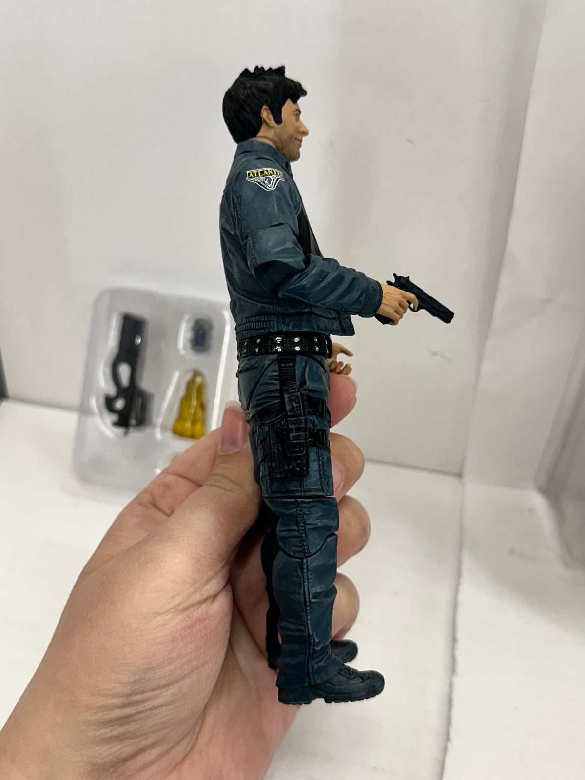 Stargate Atlantis Lt Colonel John Sheppard Diamond Select Action Figure