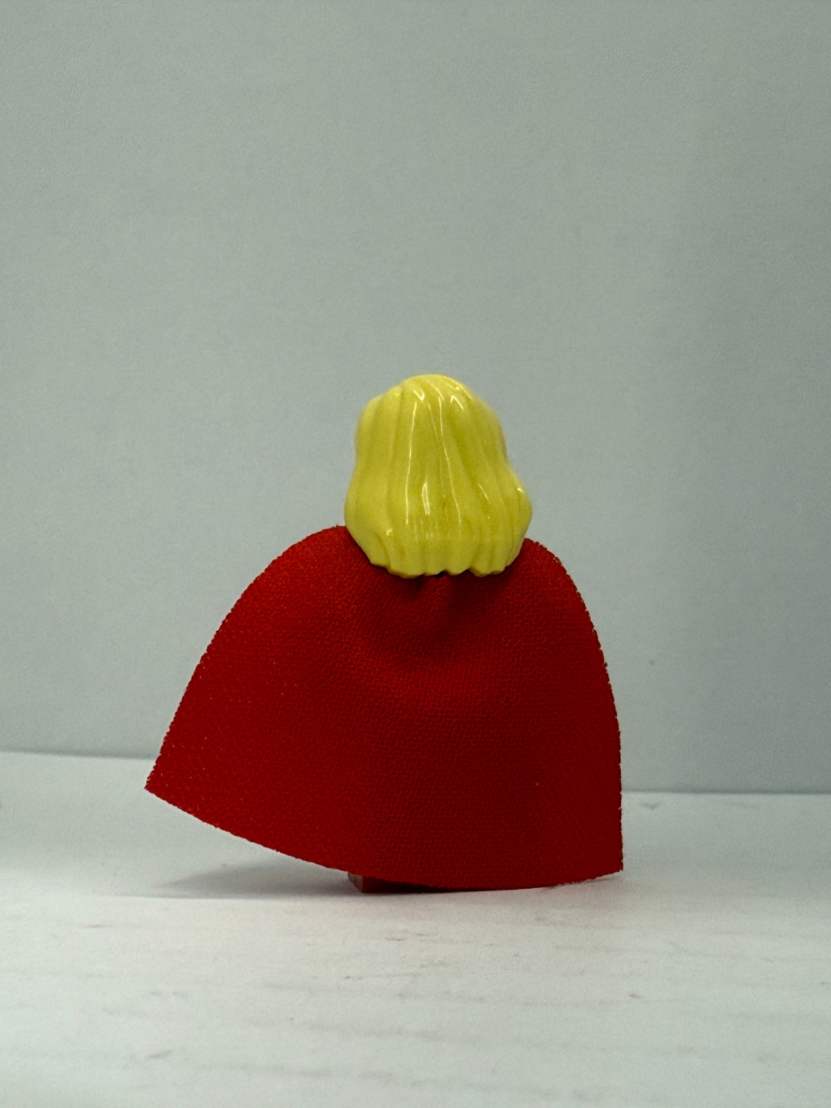 LEGO Supergirl Minifigure