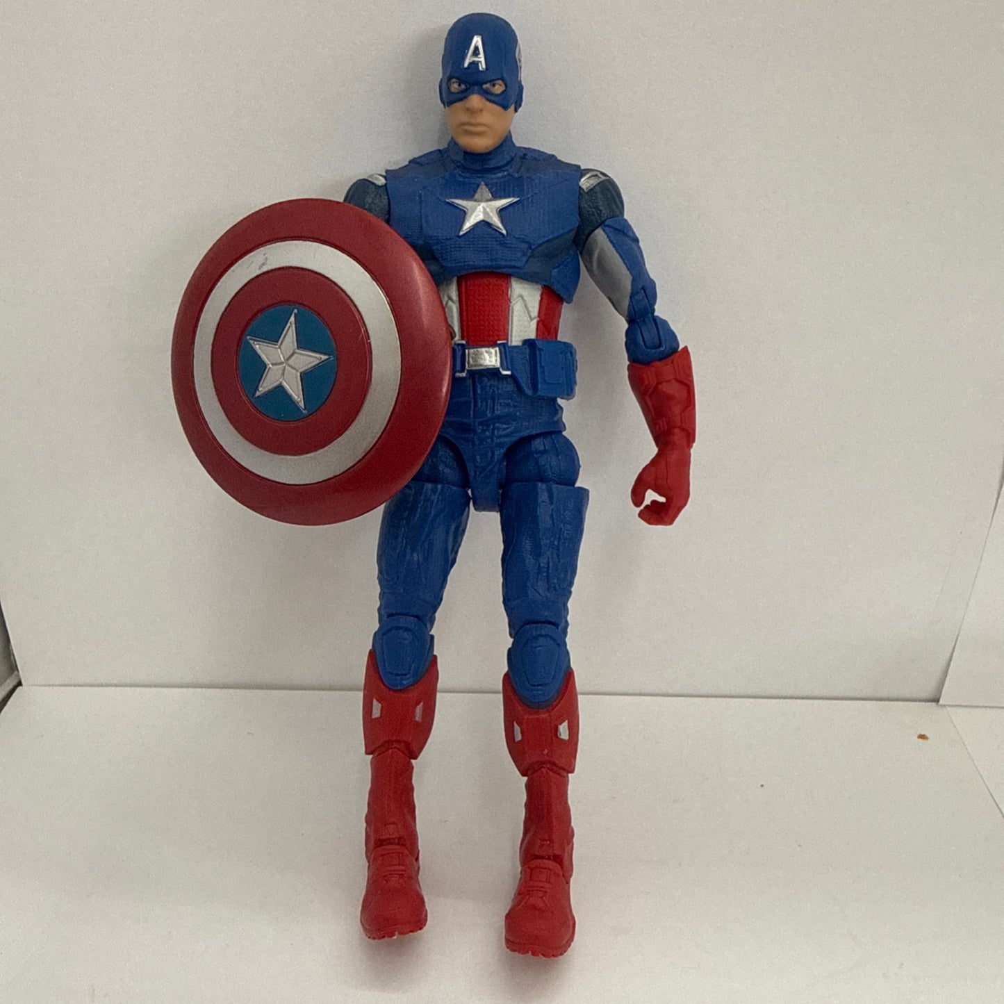 Captain America Figure Hasbro Marvel Legends Walmart Exclusive Avengers 2012 - Complete (Read)