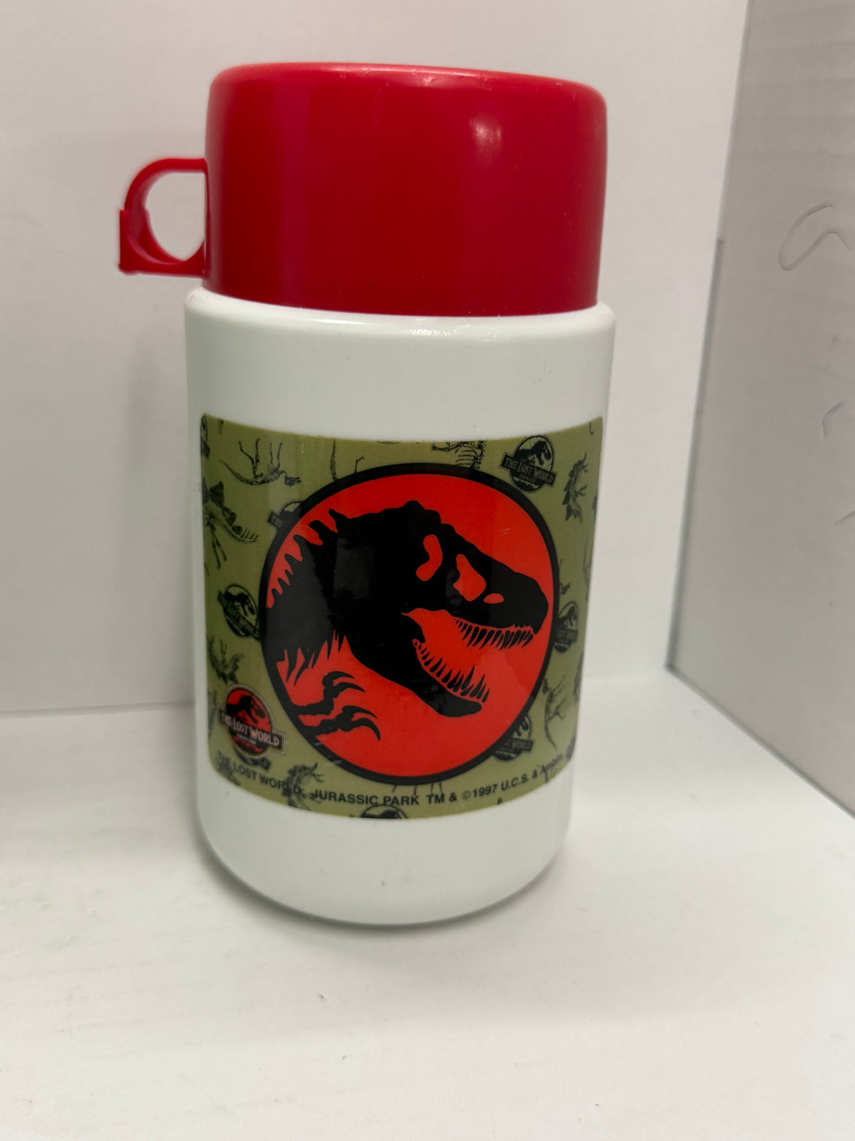 VINTAGE LOST WORLD JURASSIC PARK 1997 LUNCH BOX GREAT CONDITION