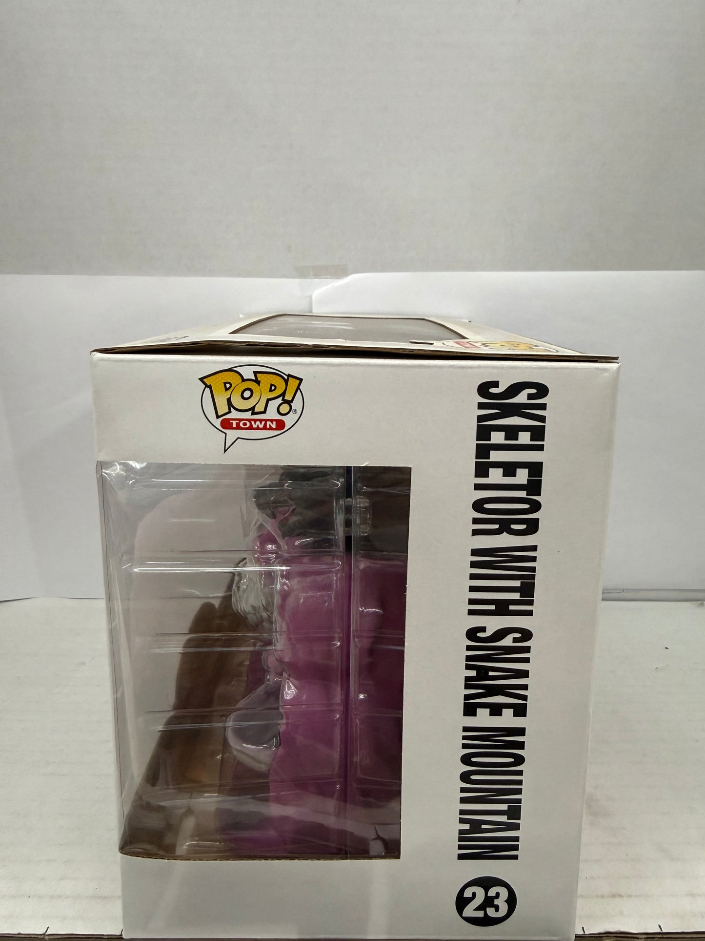 Funko Pop! Town Retro Toys: Masters of the Universe - Skeletor with Snake Mounta