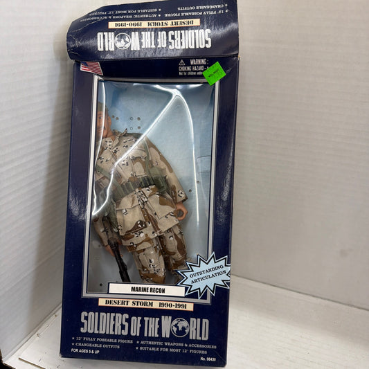Soldiers of the World Desert Storm Marin Recon  1990-1991 Opened
