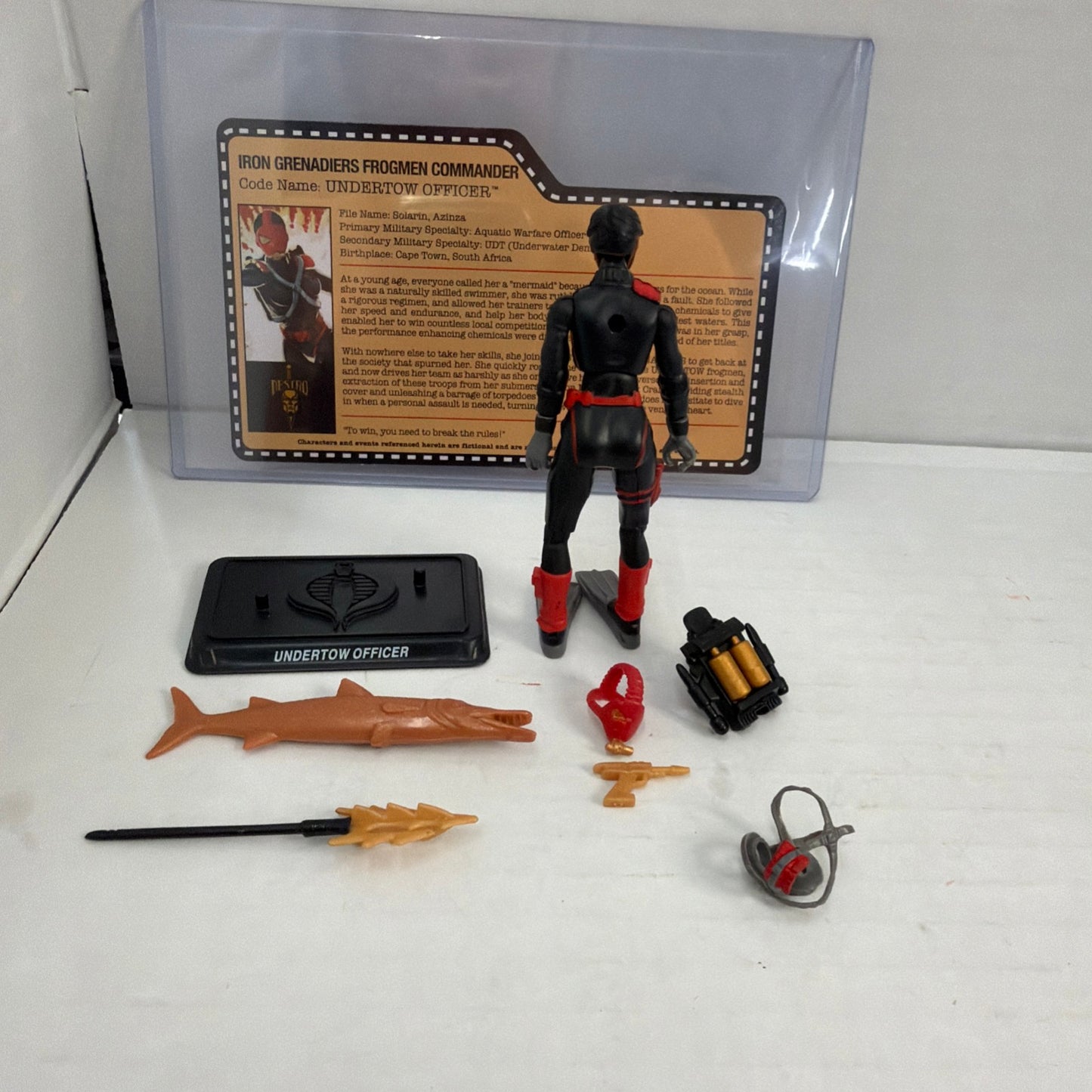 GI JOE ~ 2015 UNDERTOW OFFICER IRON GRENADIERS VS TIGER FORCE ~100% & FC joecon