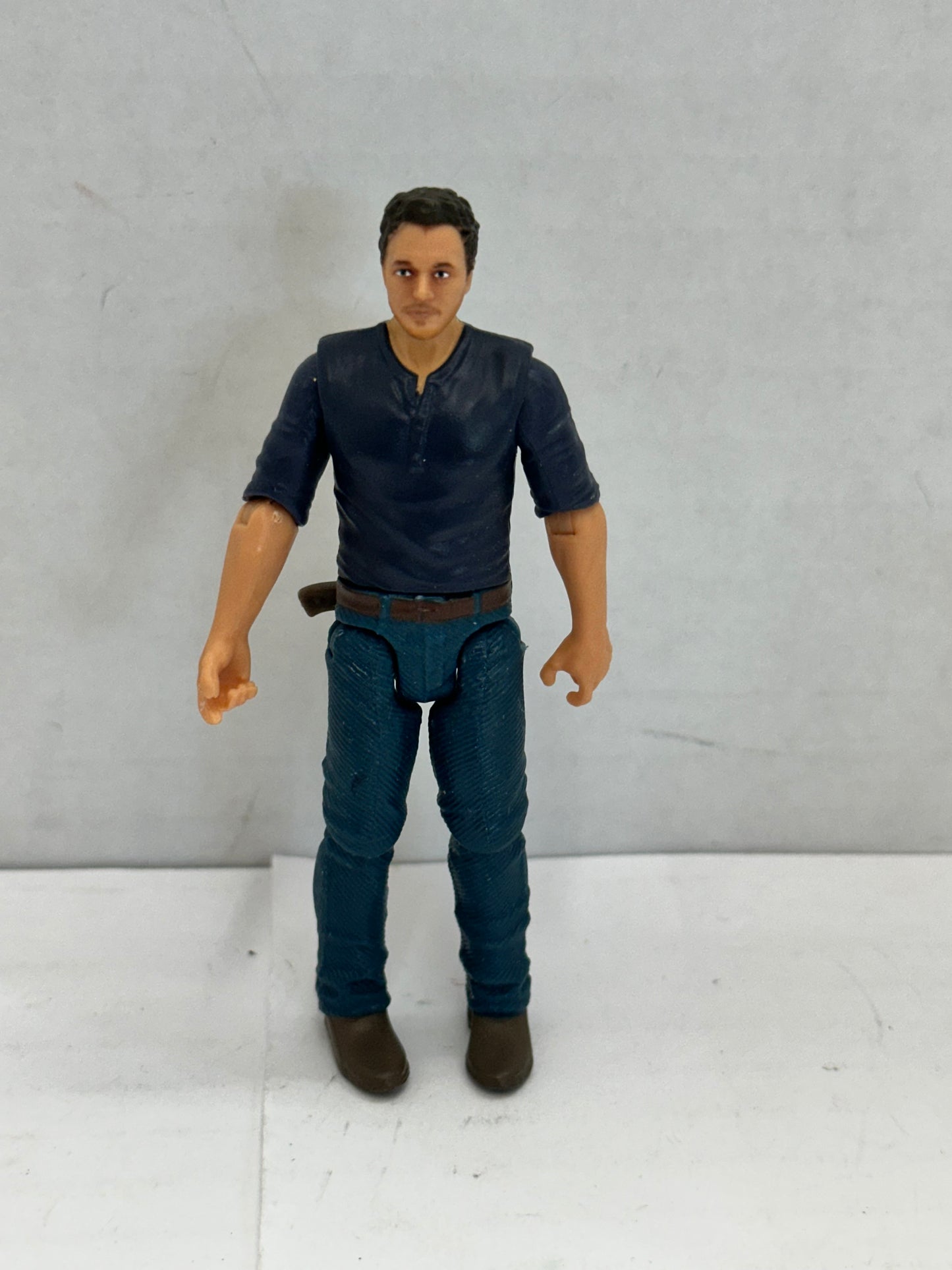 Jurassic World Dino Rivals DINOSAUR TRAINER OWEN GRADY 3.75" Figure W/knife #1