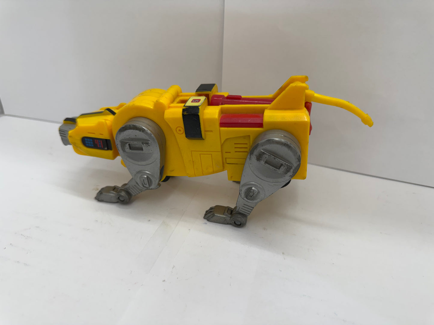 Vintage Yellow Lion Voltron Action Figure Third Dimension 1998 WEP #2