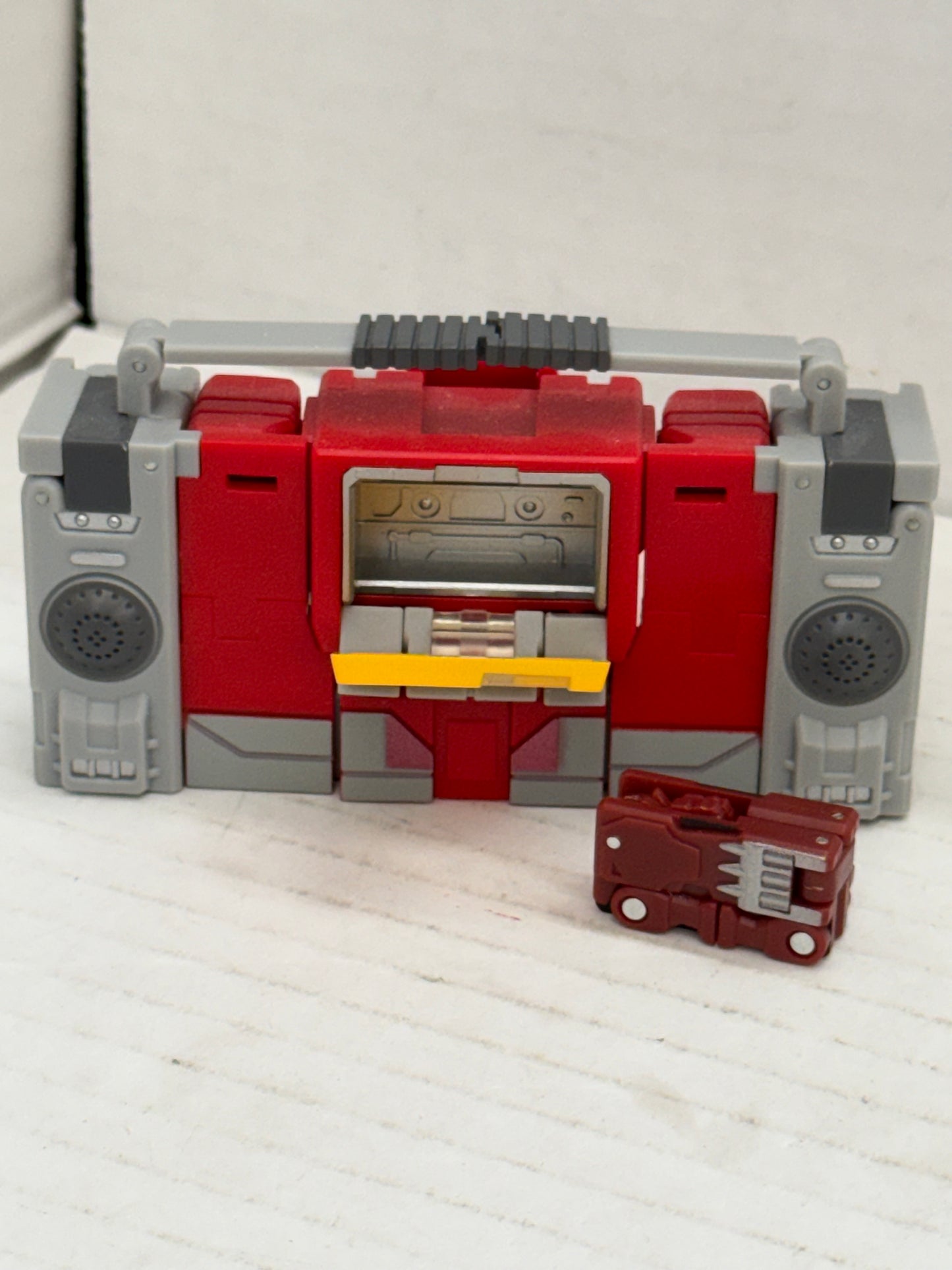 Transform Robot MechFansToys MF-49 EMITTER Recorder Radio Blaster Action Figure