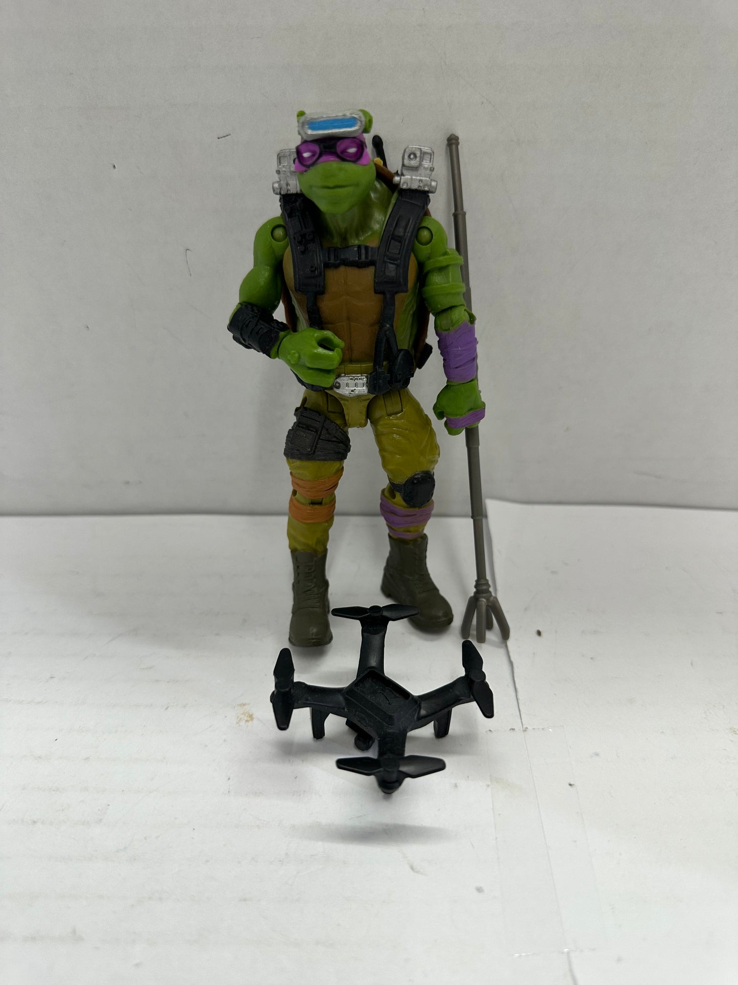 Teenage Mutant Ninja Turtles Out of the Shadows Donatello Action Figure Loose