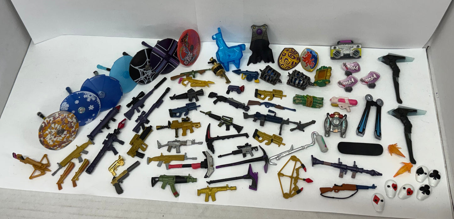 LOT of WEAPONS / ACCESSORIES for FORTNITE Figures - 72 Pieces