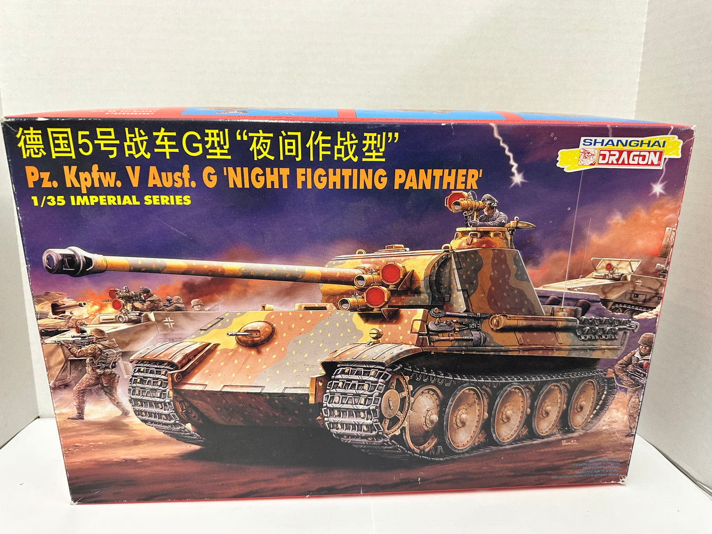 Dragon 1:35 PzKpfw V Ausf G Night Fighting Panther 9045 WWII Tank Model Kit