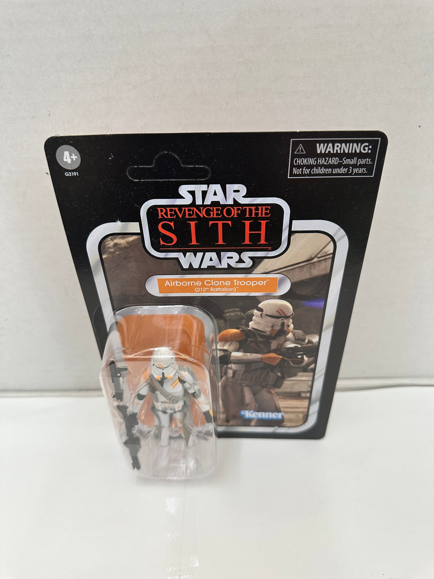 Star Wars The Vintage Collection TVC Airborne Clone Trooper VC399 Unpunched