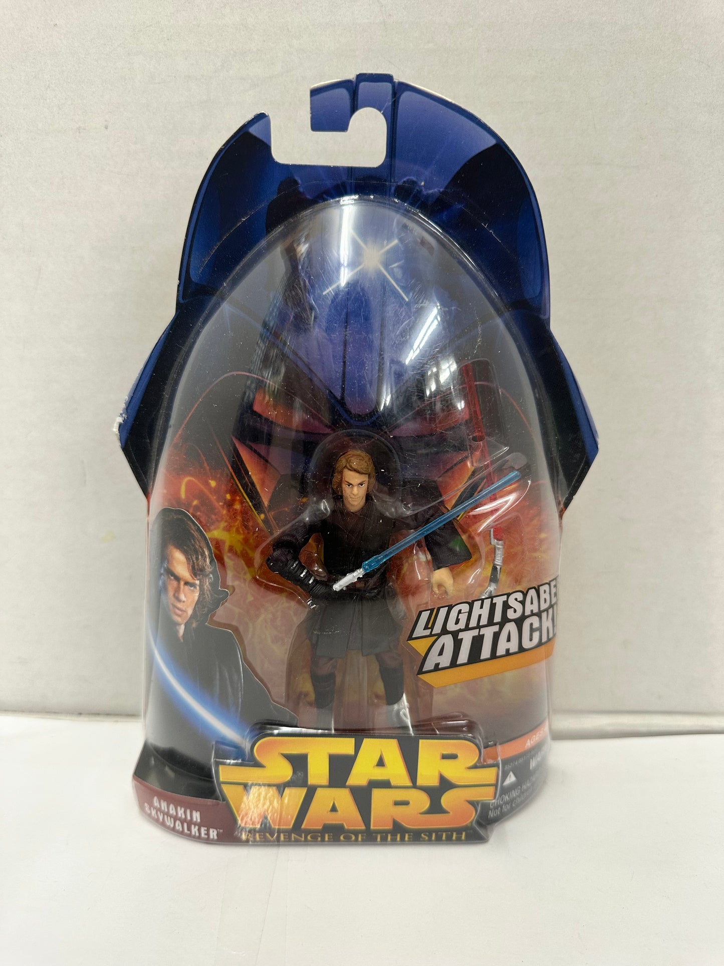 Hasbro Star Wars Revenge of the Sith Anakin Skywalker Lightsaber Attack