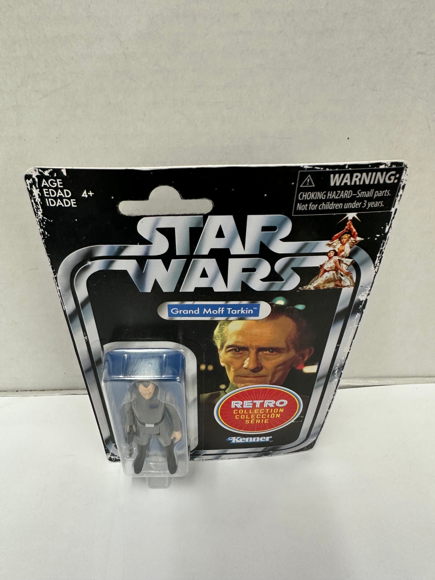 Star Wars - Grand Moff Tarken - Action Figure NEW Retro Collection