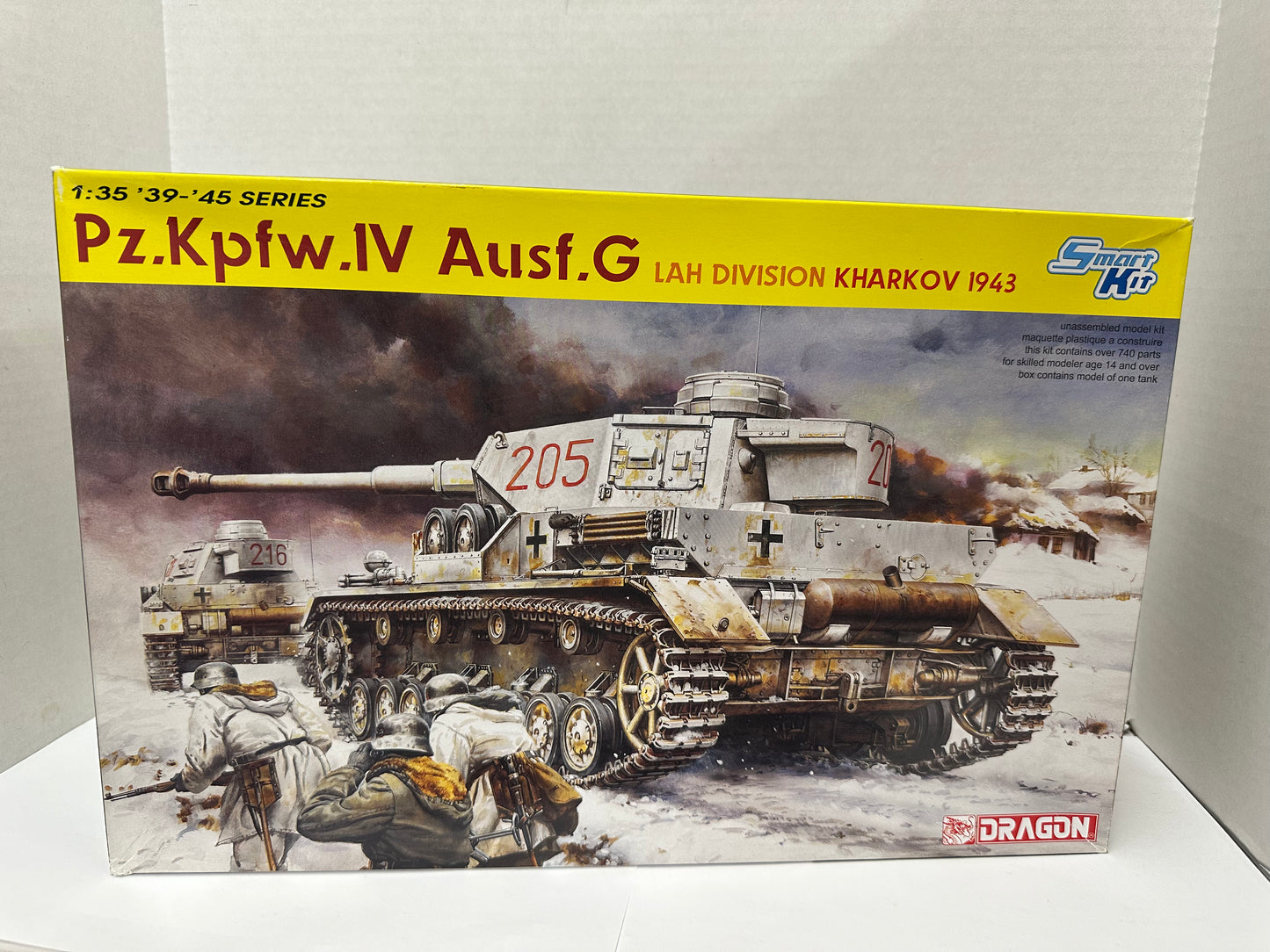 DRAGON 1/35 6363 Pz.Kpfw.IV Ausf.G LAH Division (Kharkov 1943) Open Box